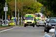 Masjid Al Noor-moskeijan ulkopuolella nähtiin perjantaina lukuisia ambulansseja ja poliisiautoja Uudessa-Seelannissa. Poliisi on ottanut ampumisista epäiltynä kiinni neljä henkilöä.