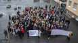 Porin suomalaisen yhteislyseon lukion opiskelijat osallistuivat maailmanlaajuiseen ilmastolakkoon marssimalla pihalle kesken oppitunnin.