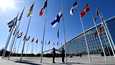 Suomesta tuli Naton jäsen tiistaina 4. huhtikuuta. Osana liittymisseremoniaa Suomen lippu nostettiin salkoon Naton päämajalla Brysselissä. 