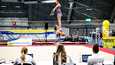 Akrobatiavoimistelussa kilpaillaan erikokoisin kokoonpano. Kuvassa duosarjan kilpailijoita torstailta. 
