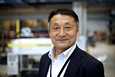 Masatoshi Wakabayashi tuli Cimcorpin toimitusjohtajaksi japanilaisen Murata Machineryn ostettua yhtiön viisi vuotta sitten. Wakabayashi opiskeli tuotantotalouden insinööriksi Yhdysvalloissa. Muratan palveluksessa hän on ollut kaikkiaan 27 vuotta mukaan lukien Cimcorpin vuodet.