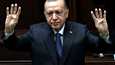 Turkin presidentti Recep Tayyip Erdoğan Turkin kansalliskokouksessa huhtikuussa.