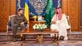 Ukrainan presidentti Volodymyr Zelenskyi tapasi Saudi Arabian kruununprinssin Mohammed bin Salmanin Jeddassa. 