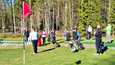 Keuruun Golf aikoo järjestää lajitapahtumia ja tutustumishetkiä golfin parissa myös alle 18-vuotiaille Uskalin Rangessa ensi kesänä. Kuva viime kevään koulutuksesta golfin aikuisharrastajille.