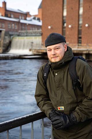 Jesse Heiskanen nauttii Tampereen fiiliksestä.