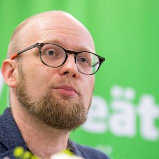 Vihreiden puoluesihteeri Veli Liikanen.