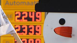 Venäjän hyökkäys Ukrainaan vaikutti osaltaan bensan hinnan huimaan nousuun.
