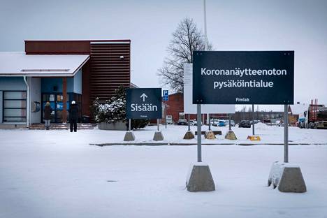 Nekalan koronanäytteenottopiste Tampereella maanantaina 27. joulukuuta.
