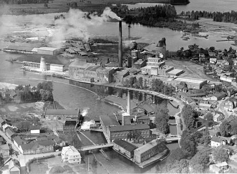 Valkeakoski ja tehtaat vuonna 1934.