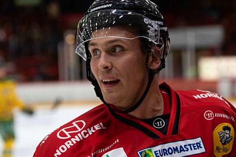 KHL-tausta näkyy Tommi Taimen palkassa.