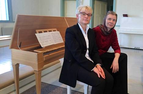 Eija Virtanen ja Anna Maria McElwain konsertoivat Siuron kirkossa keskiviikkona 17. elokuuta.