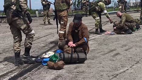 Ajatushautomo: Venäjä saattaa paisutella Azovstalista evakuoitujen ukrainalaissotilaiden lukumäärää.
