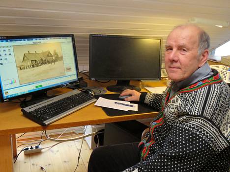 Veijo Pietiläinen on tehnyt paljon töitä Kuoreveden historian tallettamiseksi. Hän on digitoinut satamäärin Kuorevesi-seuran vanhoja kuvia. Kuva vuodelta 2019. 