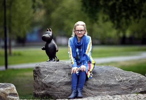 Paulina Ahokkaan johtamassa Tampere-talossa on nykyään myös Tampereen taidemuseon hallinnoima suosittu Muumimuseo. Siitä muistuttaa Muumipeikko-patsas, joka sijaitsee talon vieressä Sorsapuistossa. "Muumimuseon kokoelma on kansallisaarre”, Ahokas sanoo.