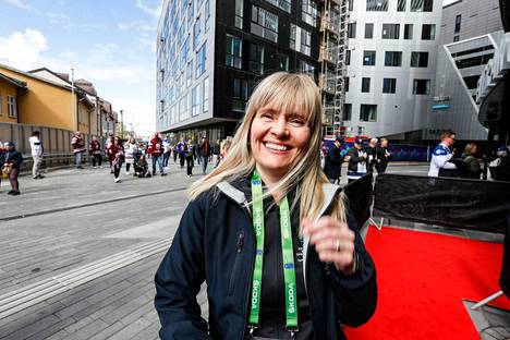 Susanna Ohra-aho tuli maanantaina neljältä Nokia-areenalle. Edessä oli taas kaksi MM-kisaottelua.