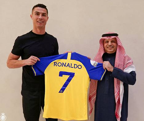 Cristiano Ronaldo on Al-Nassrin pelaaja ja Saudi-Arabian lähettiläs.