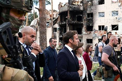 Matkansa aikana Ranskan presidentti Emmanuel Macron vieraili myös lähellä Kiovaa sijaitsevassa Irpinissä.