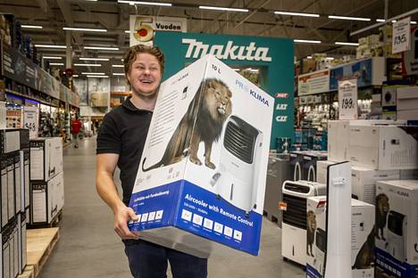 Joakim Seppelin osti ilmanviilentimen juhannusaatonaattona. Kodin sijaan hän hankki laitteen työntekijöilleen.