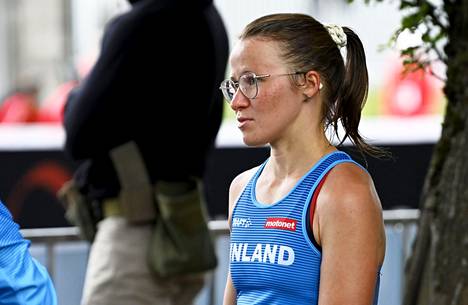Tiia Kuikan kilpailu päättyi pettymykseen. Hänet hylättiin 35 kilometrin kilpailussa.