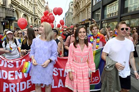 Myös pääministeri Sanna Marin osallistui Helsinki Pride -marssille tänään.