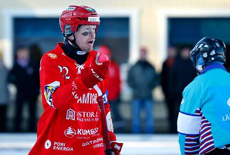 Ville Aaltonen teki voittomaalin lauantaina, kun Narukerä iski jo avausjaksolla neljä maalia.
