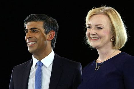 Britannian konservatiivipuolueen uudeksi puheenjohtajaksi ovat ehdolla ulkoministeri Liz Truss ja valtiovarainministeri Rishi Sunak. Heidät kuvattiin 31. elokuuta.