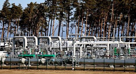 Kaasutoimitukset putkilinjan kautta Venäjältä Saksaan keskeytyivät kokonaan viime viikon maanantaina huoltotauon vuoksi. Nord stream 1 -kaasuputkijärjestelmä Saksan Lubminissa kuvattuna 8. maaliskuuta.