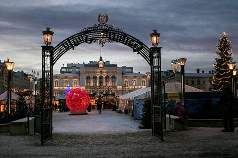Tampereen perinteinen Joulutori avautuu osittain 28. marraskuuta. Kaikki myyntipisteet ovat avoinna 4. joulukuuta mennessä. 