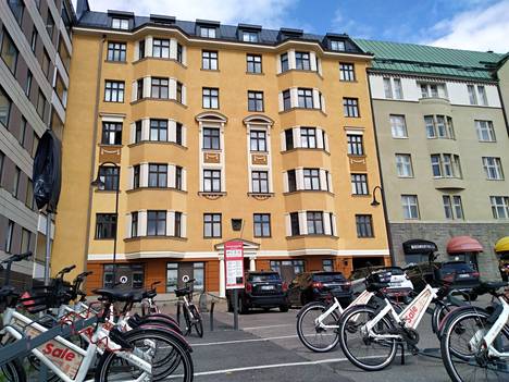 Kaupunkipyörät ilmestyivät Tampereen kaduille juhannukseksi.