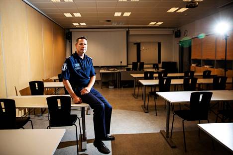 Poliisin operatiivisen johtamisen opettaja ja asiantuntija, ylikomisario Sami Hätönen kertoo, että lieviä piiritystehtäviä voi olla jopa päivittäin.