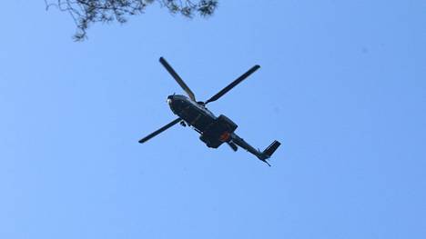 Rajavartioston helikopteri lensi onnettomuuspaikan noin tunti Hawkin maahansyöksyn jälkeen.