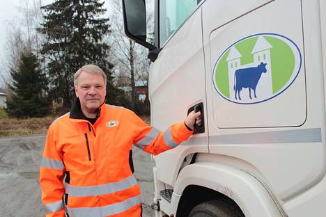 Hannu Mäkelä kuuluu itsekin yrityksensä viiden hengen kuljettajatiimiin.