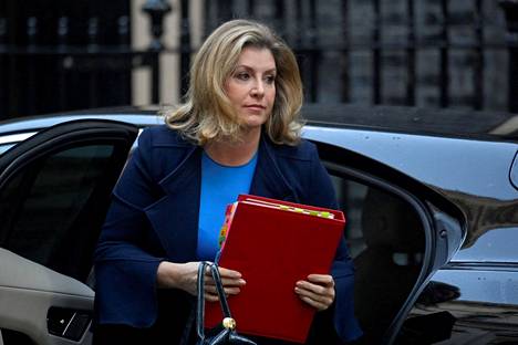  Penny Mordaunt on työskennellyt eri rooleissa sekä Liz Trussin että Boris Johnsonin hallituksissa. Mordaunt kuvattiin Downing Streetillä tiistaina 18. lokakuuta.  