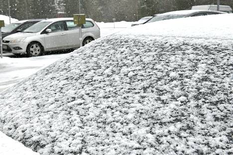 Lunta riittää vuoden vaihteessa koko Suomeen. Kuva: Juha Sinisalo