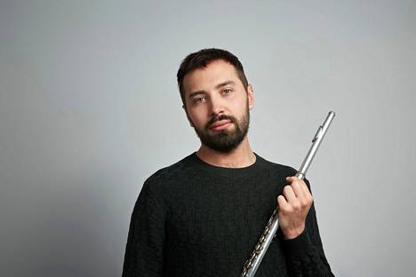 Huilutaituri Adam Walker soitti toista kertaa Tampere Filharmonian solistina.