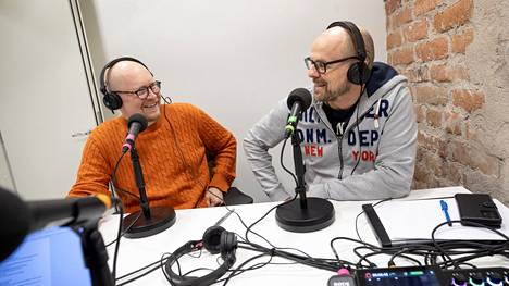 Petteri Pulkkinen (vasemmalla) ja Tero Tuomi vierailivat Satakunnan Kansa Länsi-Suomen podcastissa tämän viikon tiistaina.