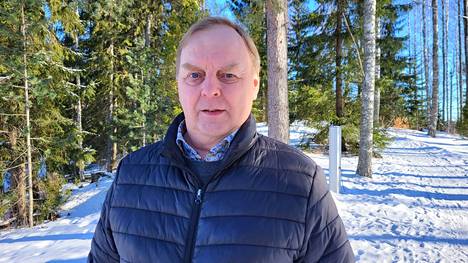 Kristillisdemokraattien eduskuntavaaliehdokas Timo Rauhalammi Mänttä-Vilppulasta on puolueensa Pirkanmaan vaalipäällikkö ja piirihallituksen jäsen ja talouspäällikkö. Hänet kuvattiin Taavetinsaaressa.