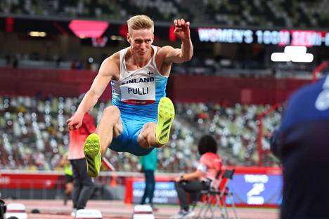 Kaipolan Vireen riveistä pituushyppyuralleen ponnistanut Kristian Pulli ylsi Tokion olympialaisissa sijalle 9.