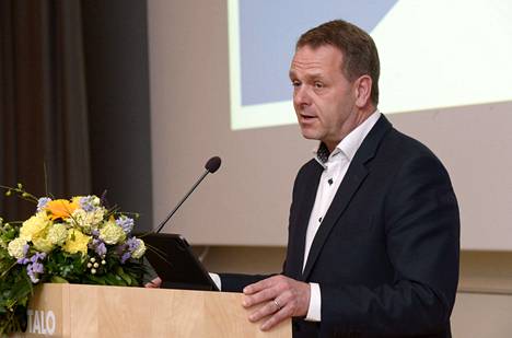 Olympiakomitean puheenjohtaja Jan Vapaavuori puhui Olympiakomitean johtamista ja urheilun etiikkaa käsittelevässä jäsenjärjestöjen kokouksessa Helsingissä 21. toukokuuta.