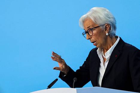 Euroopan keskuspankin johtaja Christine Lagarde varoitti valtioita kasvattamasta julkisen talouden velkataakkaansa pyrkiessään helpottamaan kallistuvista energialaskuista kärsivien kansalaisten elämää. Lagarde kuvattiin Frankfurtissa 27. lokakuuta. 
