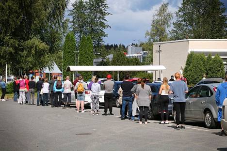 Myös Turengin liikuntahallilla järjestettiin kesällä walk in -rokotustapahtuma.