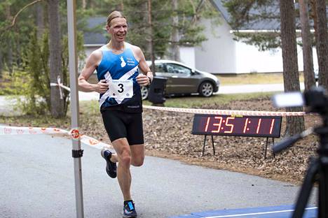 Kuvia ja tulokset Yyteri Maratonilta - Urheilu - Satakunnan Kansa