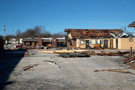 Sunnuntaina osavaltiossa otetut kuvat näyttävät tuhojen laajuuden.
