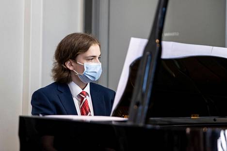 Nokialaispianisti Joonatan Lindeman sai 2 000 euron apurahan Suomen Kulttuurirahaston Pirkanmaan rahastosta.