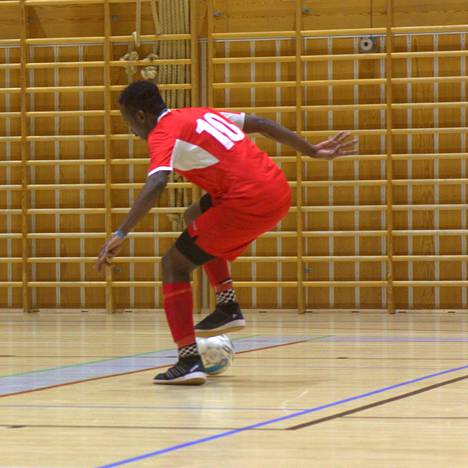 Mahad Ahmed iski lopullisen niitin ottelulle laukomalla uransa 146. täysosuman futsal-kentällä Valon paidassa.