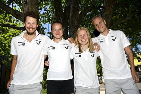 Suomen kävelijänelikko MM-kisoissa: Aleksi Ojala (oikealla), Tiia Kuikka, Elisa Neuvonen ja Veli-Matti ”Aku” Partanen.