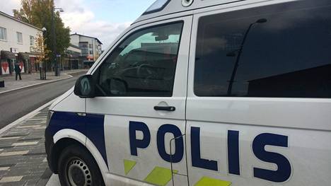 Poliisin juhannus sujui Jämsässä vilkkaana, mutta ilman vakavia  rikosepäilyjä - Uutiset - Jämsän Seutu