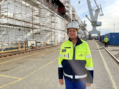 "Hienoa, kun päästään rakentamaan kahta identtistä laivaa", sanoi TT-Linen lauttojen projektipäällikkö Johanna Kaijo.