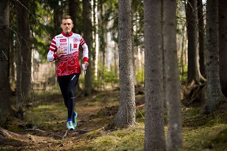 Aleksi Niemi voitti SM-sprintin Juvalla. Kuva Niemen harjoituksista keväältä.