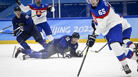 Olympialaiset: Marko Anttila soitti vaihtopenkiltä suutaan Slovakian  teinitähdelle - Urheilu - Aamulehti